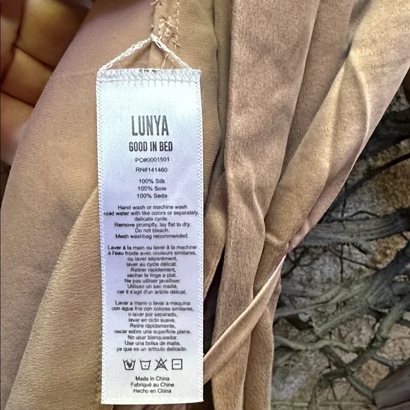 Lunya Washable Silk Robe